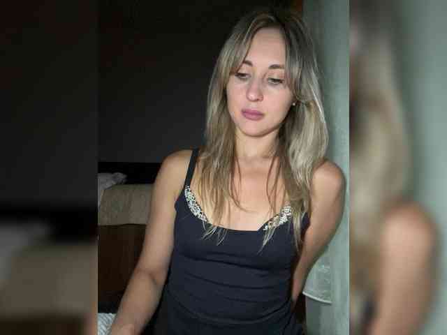 LunaSecret1 webcam