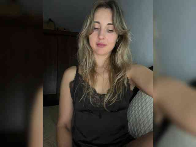 LunaSecret1 webcam