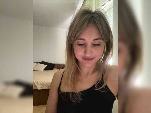 LunaSecret1 webcam
