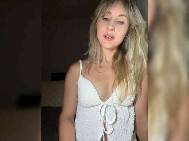 LunaSecret1 webcam
