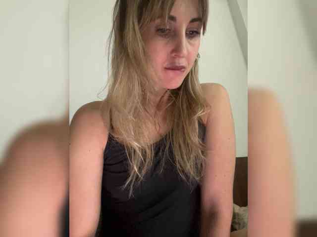 LunaSecret1 webcam