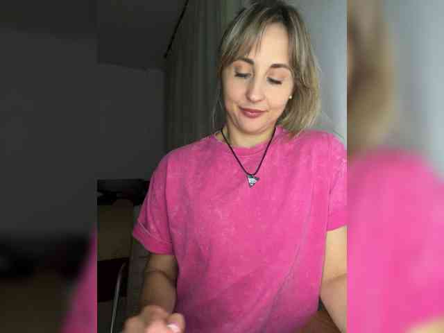 LunaSecret1 webcam