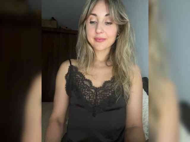 LunaSecret1 webcam