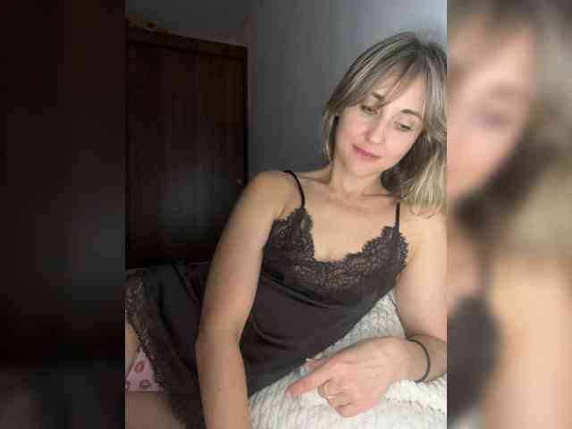 LunaSecret1 webcam