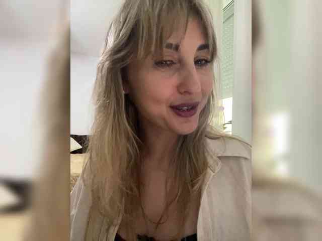 LunaSecret1 webcam