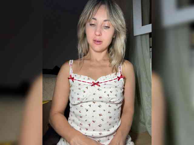 LunaSecret1 webcam