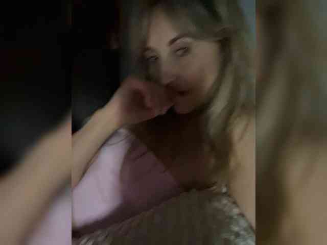 LunaSecret1 webcam