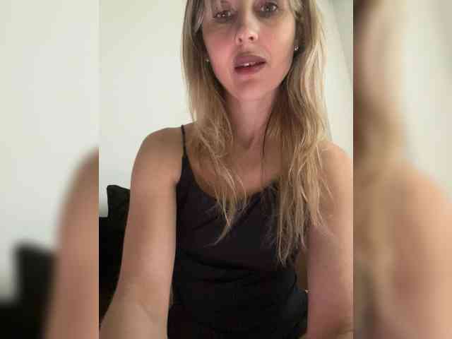 LunaSecret1 webcam