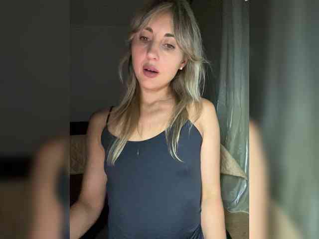 LunaSecret1 Live Webcam on BongaCams