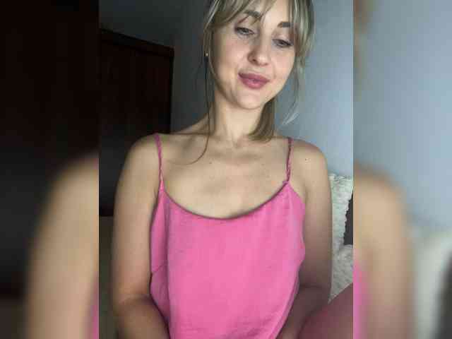 LunaSecret1 webcam