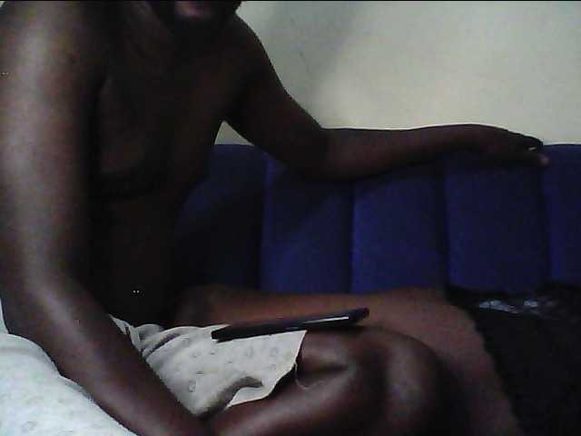 Hollykings live cam on BongaCams