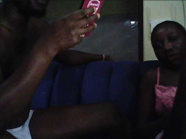 Hollykings's BongaCams show and profile