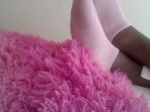 Juanitamami's BongaCams show and profile