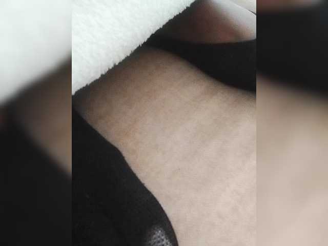 Juanitamami live cam on BongaCams