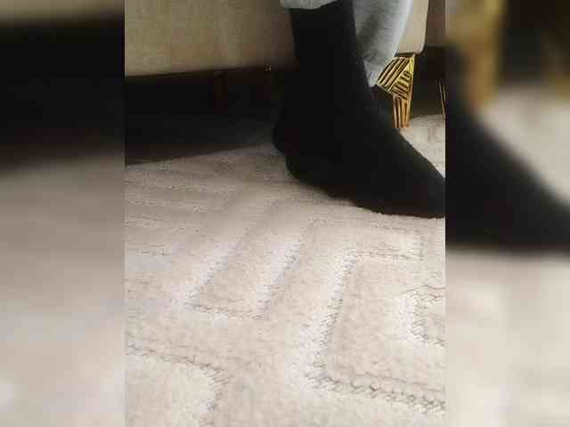 Juanitamami Live Webcam on BongaCams