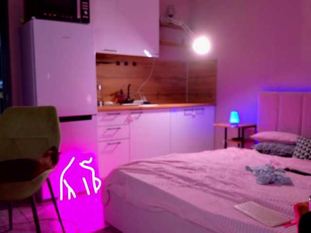 callmemerry live cam on BongaCams