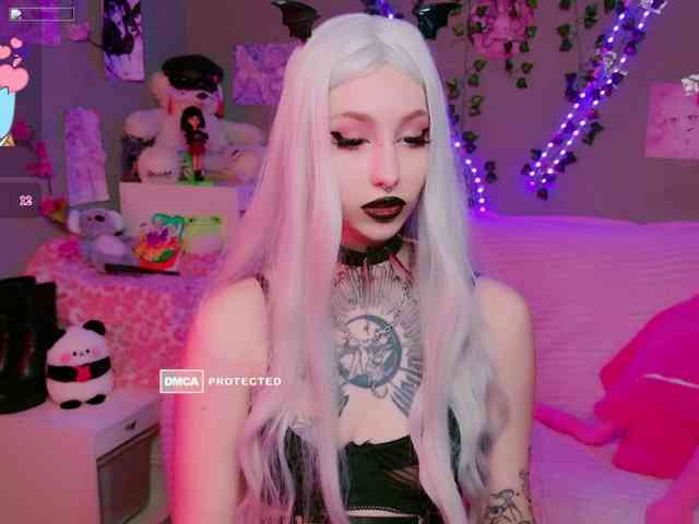 sweetjinks Live Webcam on BongaCams