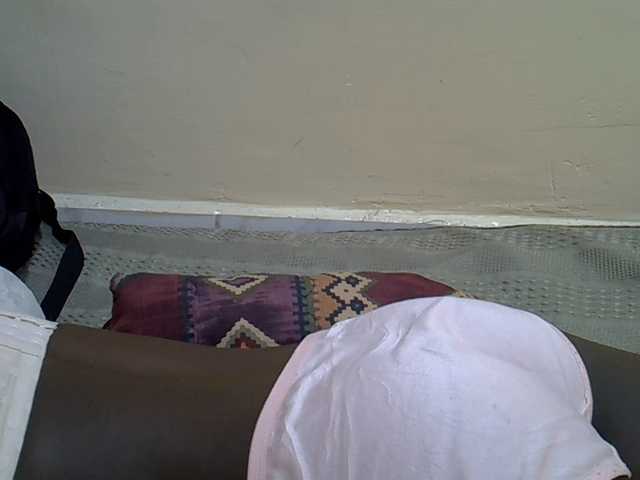 Prettiegal's BongaCams show and profile