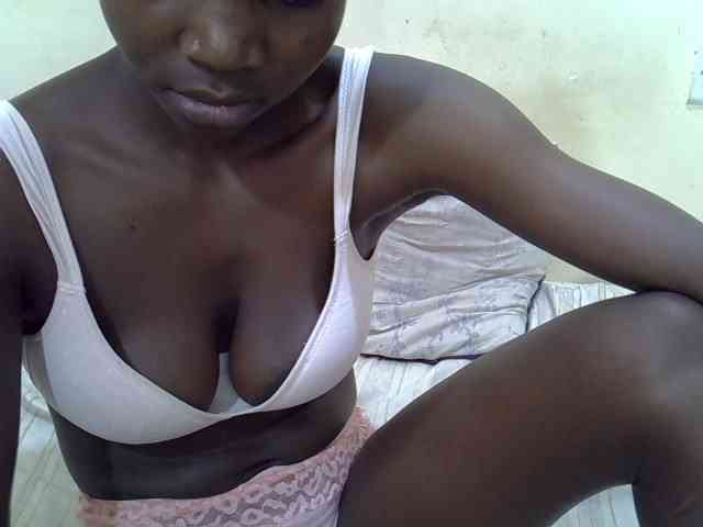 Prettiegal webcam