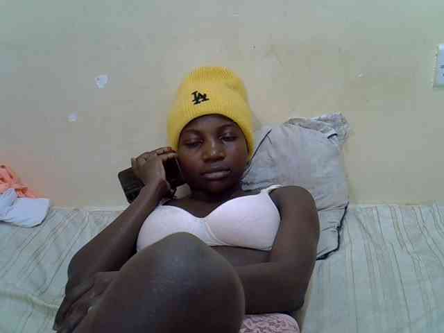 Prettiegal webcam