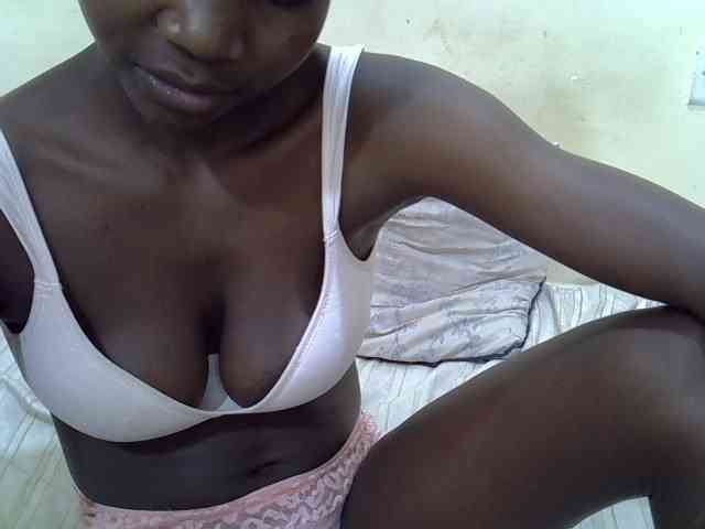Prettiegal webcam