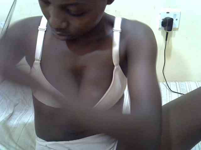 Prettiegal webcam
