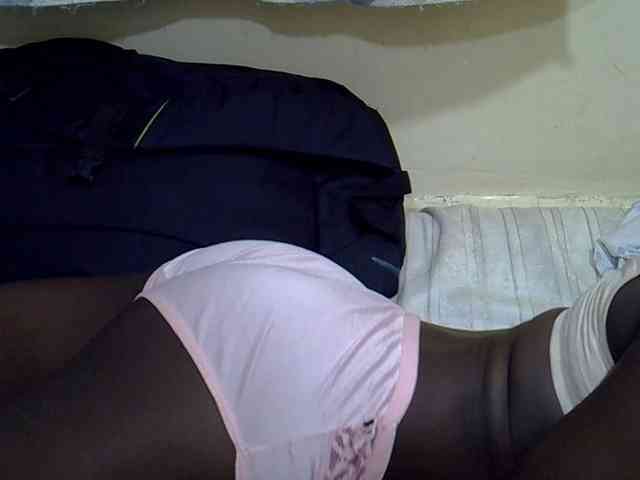 Prettiegal Live Webcam on BongaCams