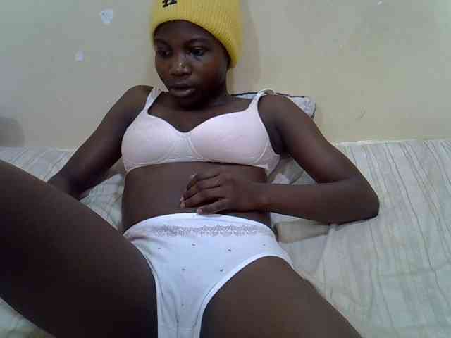Prettiegal webcam