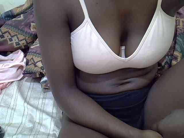 Prettiegal webcam