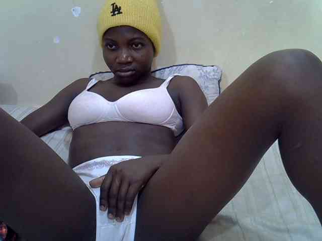 Prettiegal webcam
