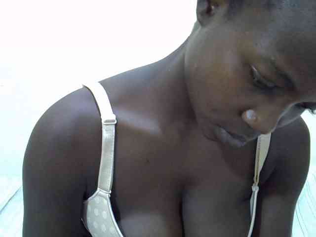 Prettiegal webcam