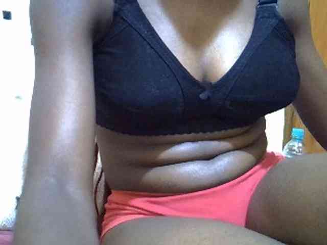 Prettiegal webcam