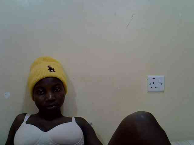 Prettiegal webcam