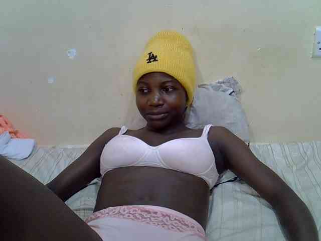 Prettiegal webcam