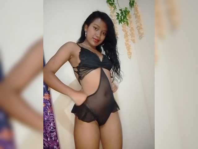 Annah261 live cam on BongaCams
