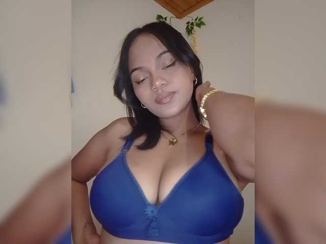 Annah261 live cam on BongaCams