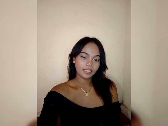 Annah261's BongaCams show and profile