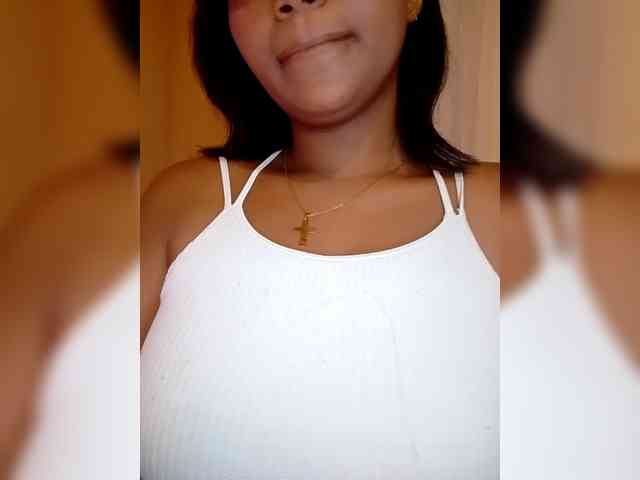 Annah261 webcam