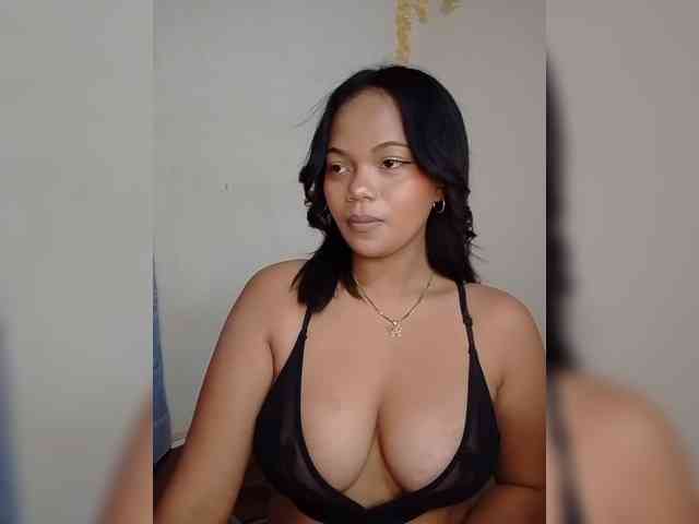 Annah261 webcam