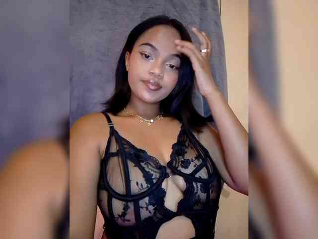 Annah261 webcam