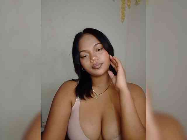 Annah261 webcam