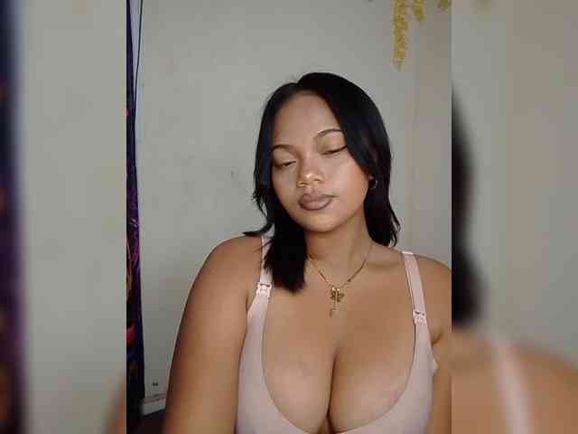 Annah261 webcam