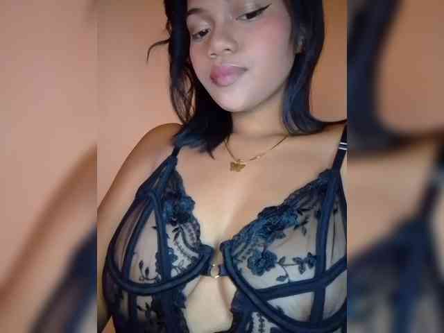 Annah261 webcam