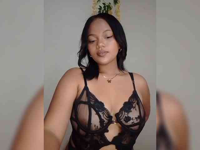 Annah261 webcam