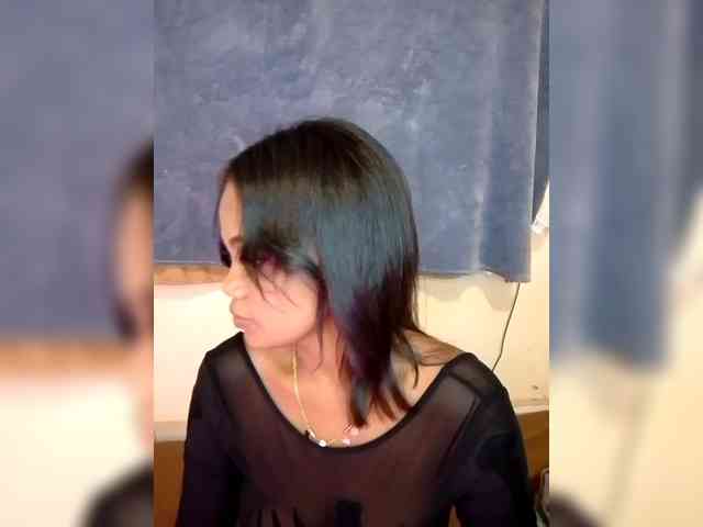 Annah261 webcam