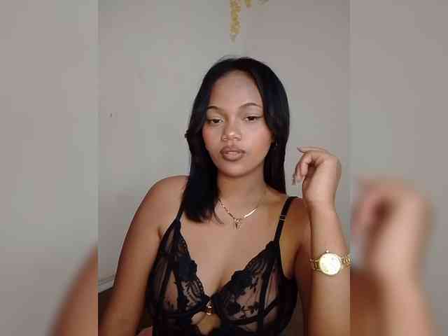 Annah261 webcam