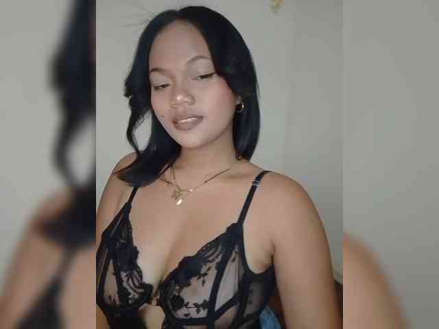 Annah261 webcam
