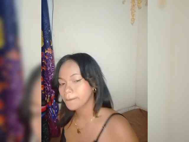 Annah261 webcam