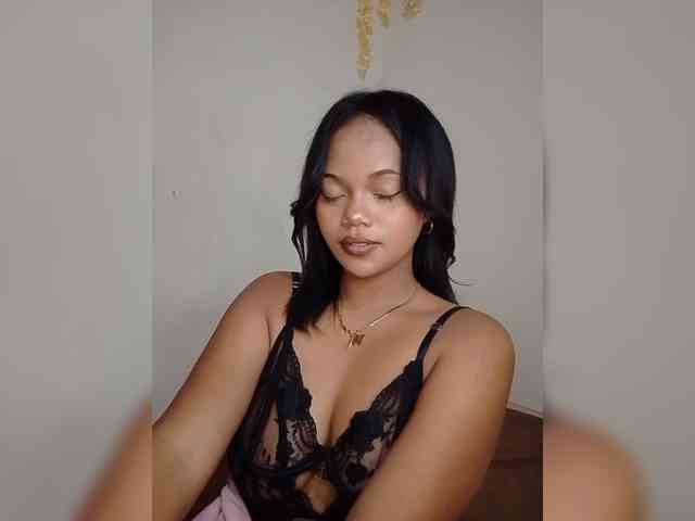 Annah261 webcam