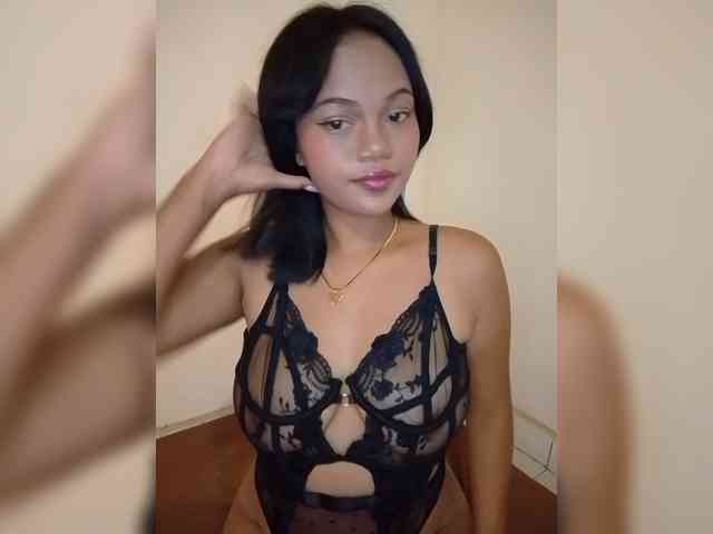 Annah261 webcam